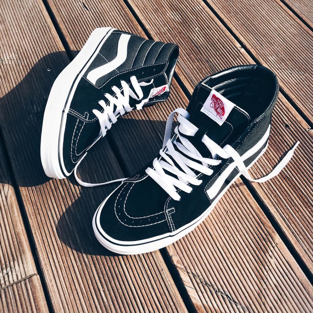 Vans SK8-Hi – Black / White