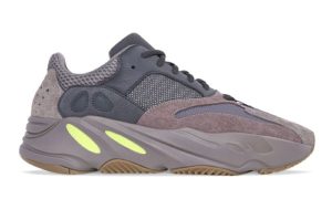 adidas Yeezy Boost 700 Mauve