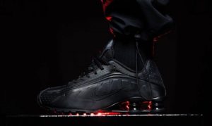 Nike Shox R4 Triple Black