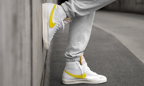 Nike Blazer Mid 77 VNTG White Yellow 