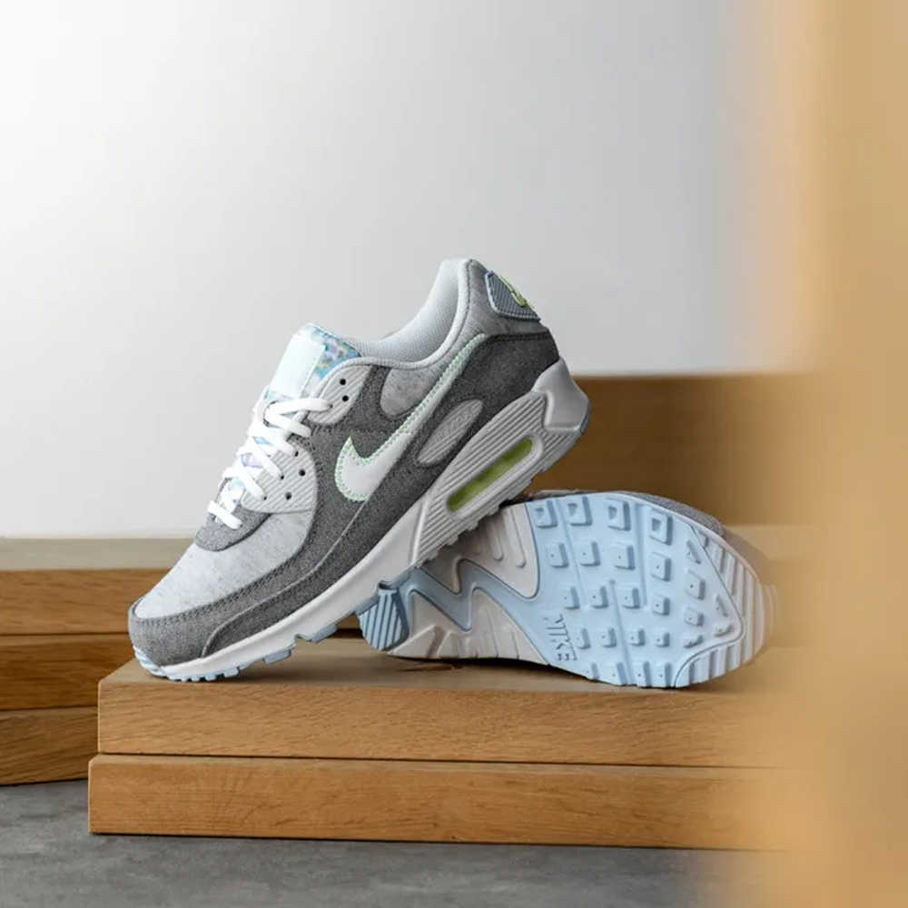 CK6467_001_Nike-Air-Max-90-Recycled-Canvas-Pack