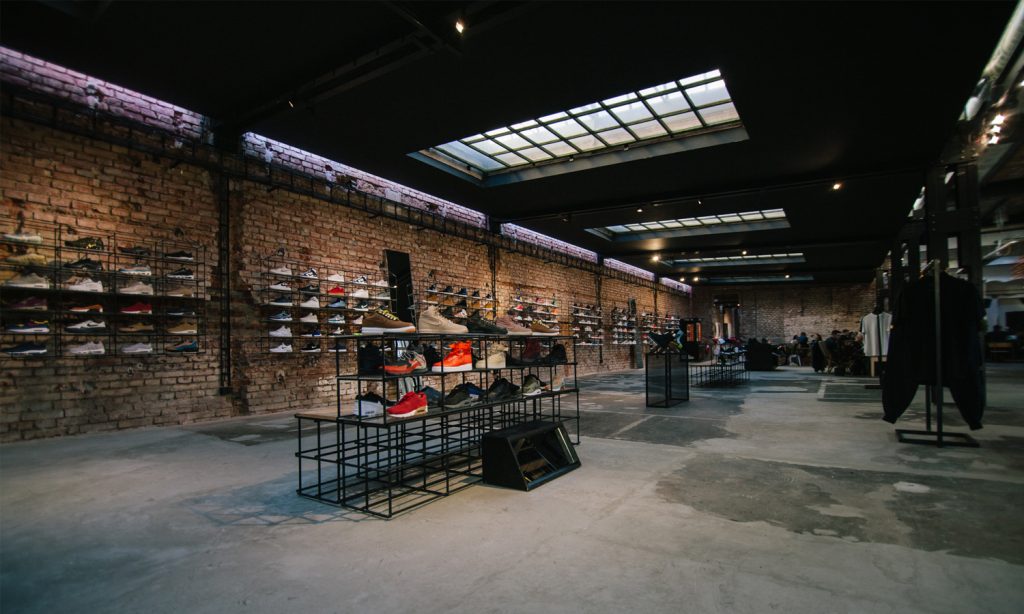 Sneaker Stores in Prag
