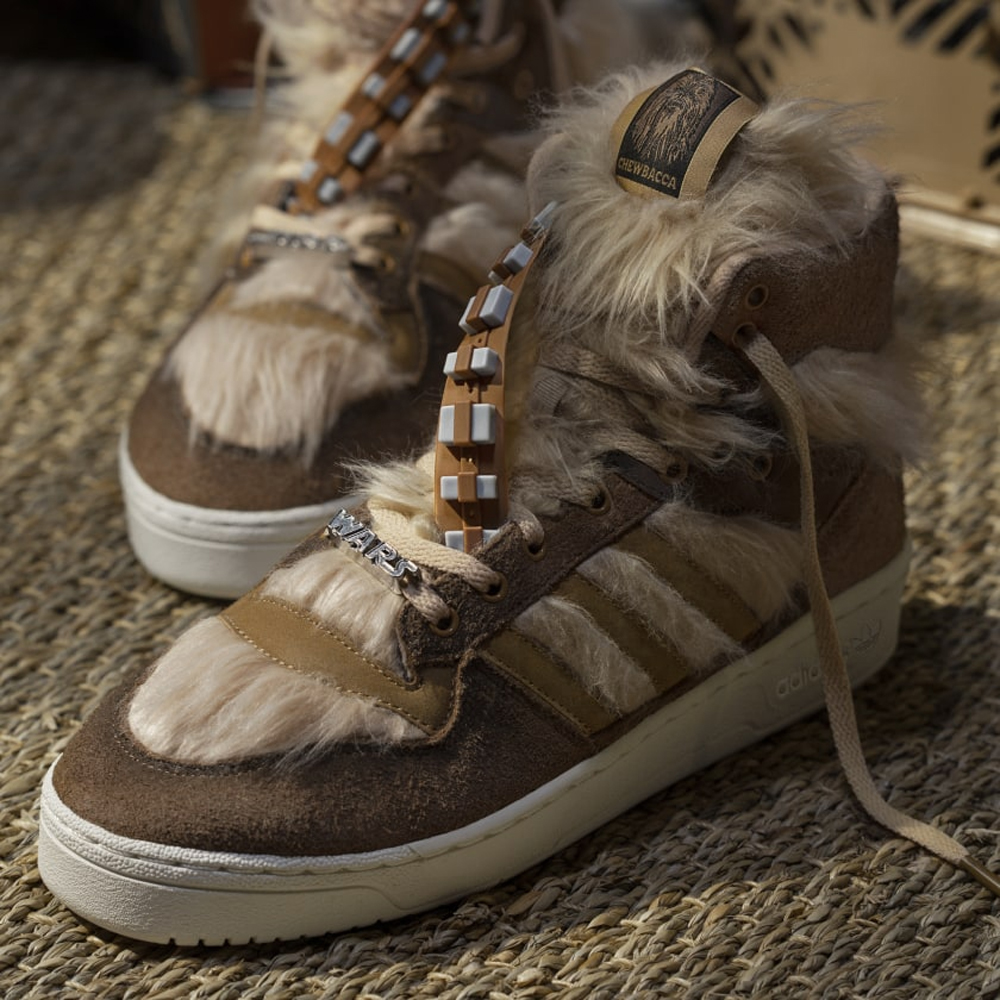 star-wars-x-adidas-rivalry-high-chewbacca-FX9290