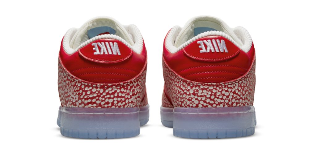 stingwater-x-nike-sb-dunk-low-magic-mushroom-DH7650-600