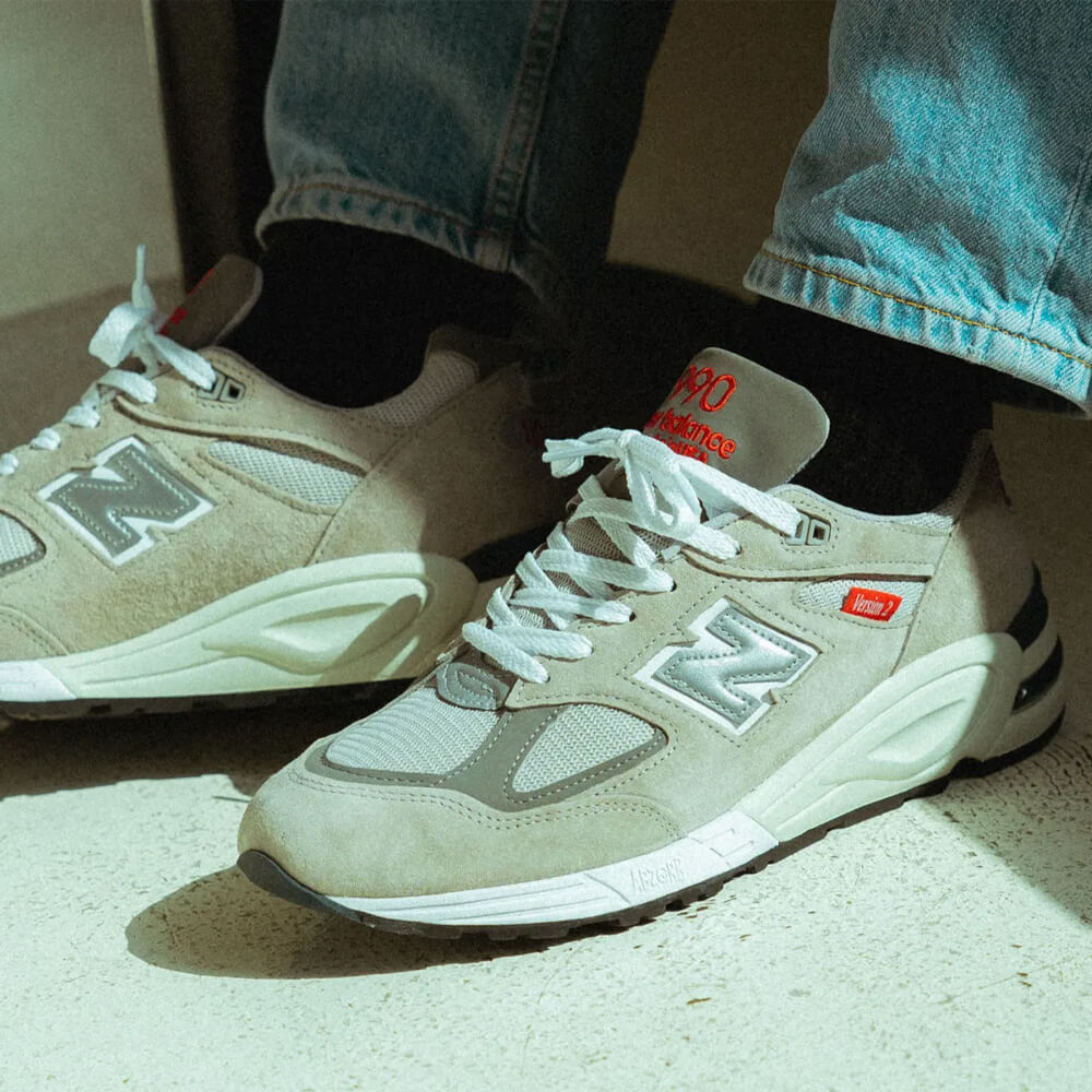 new-balance-990vs2-made-in-usa-M990VS2