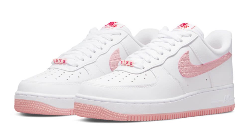 nike-air-force-1-valentines-day-2022-dq9320-100