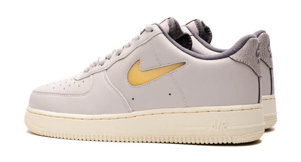 Nike-Air-Force-1-Jewel-Pale-Vanilla-DC8894-001