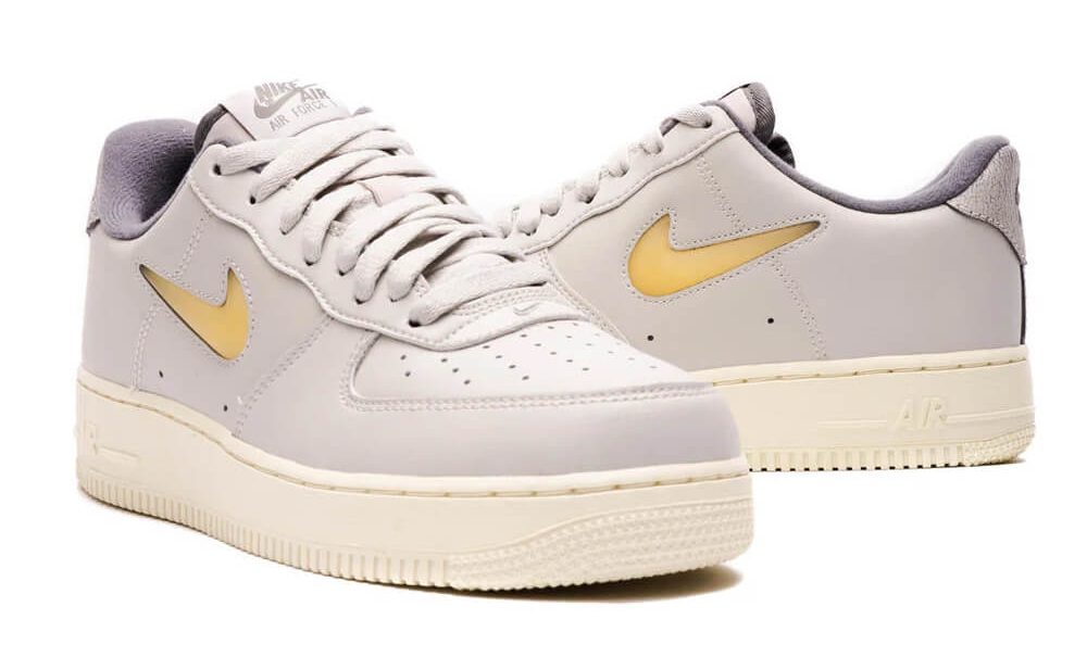 Nike-Air-Force-1-Jewel-Pale-Vanilla-DC8894-001