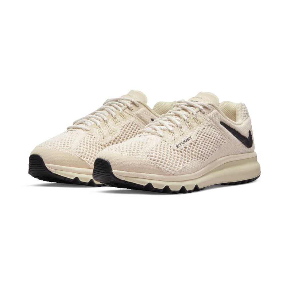 DM6447-200-Stussy x Nike Air Max 2013 Fossil